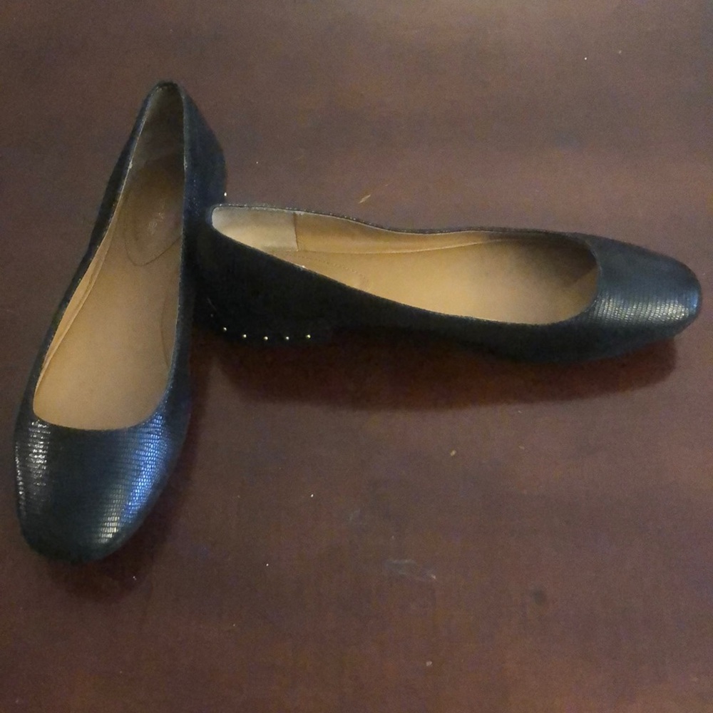 Calvin Klein leather flats - Picture 2 of 5